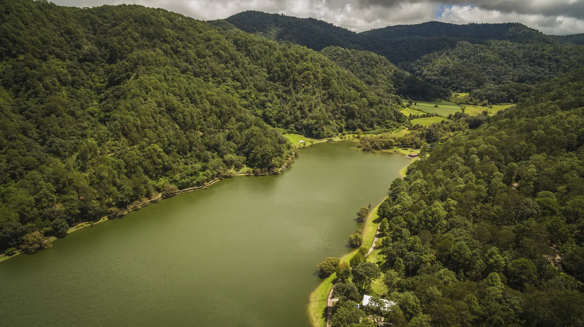 Laguna de Juanacatlán 2