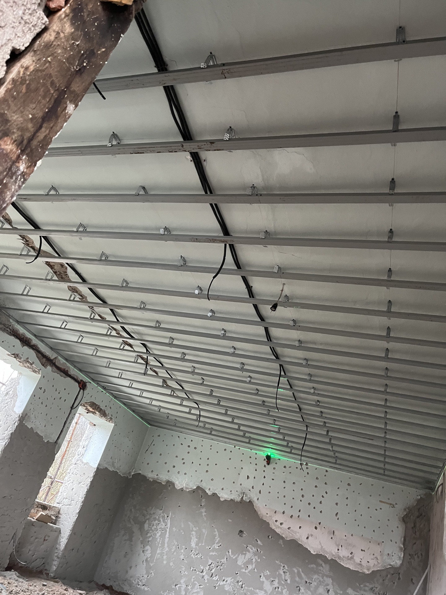 Imagine pentru Amenajări interioare exterioare Arad – finisaje de calitate