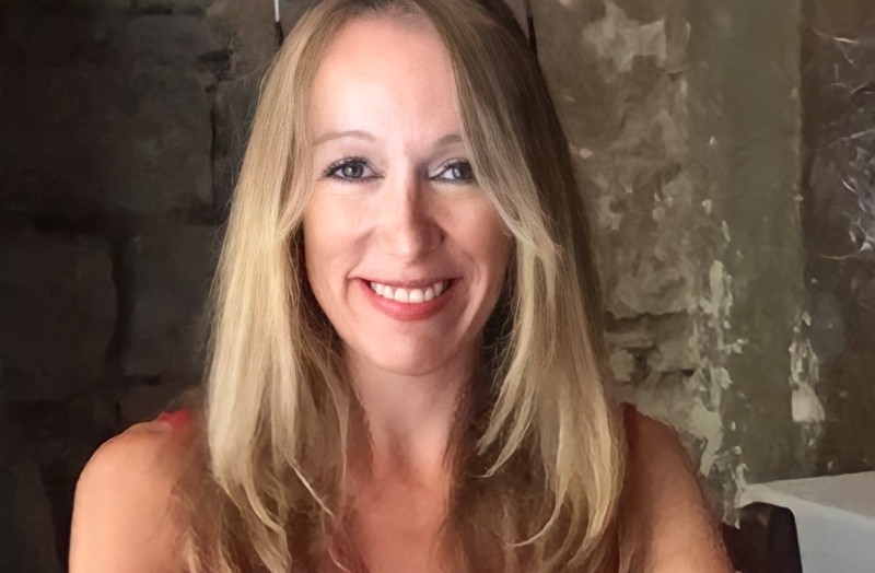 Lisa Avery - Positive Psychology AI Coaching