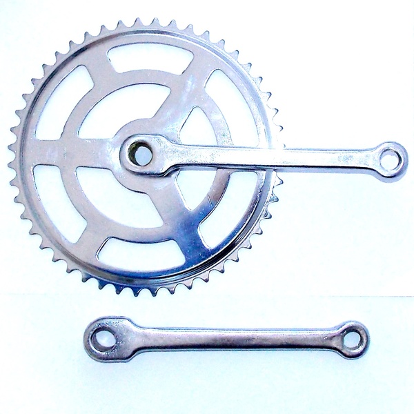 HAJTÓMŰ ÉKES 48T/170MM KRÓM