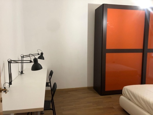 bed for rent Milano foto 2