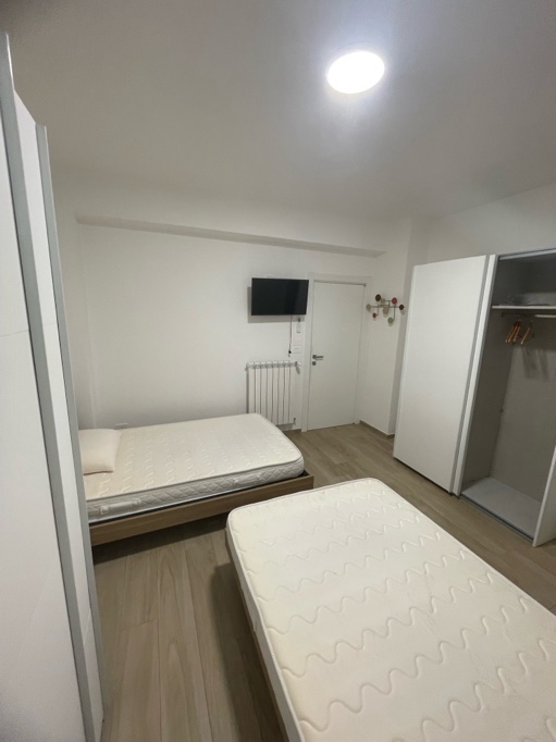 🏠 AFFITTO POSTI LETTO IN CAMERA DOPPIA – BARI CARBONARA (Via Messina 9) Bari foto 2