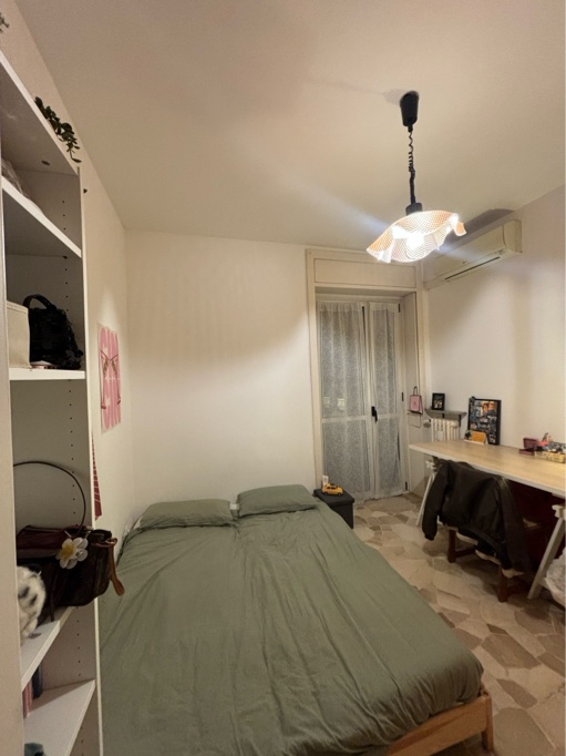 camera con letto matrimoniale Milano a Venezia