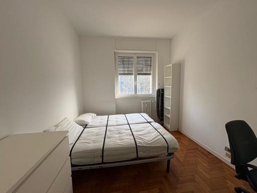 Stanza singola davanti m2 a Milano