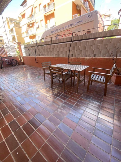 AFFITTO CAMERA MATRIMONIALE Roma foto 5