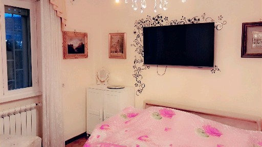 STANZA SINGOLA PER STUDENTESSA O LAVORATRICE  a Roma