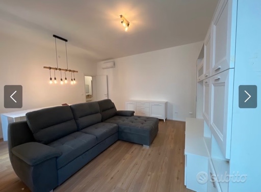 posto in doppia, piazza delle erbe Padova foto 2