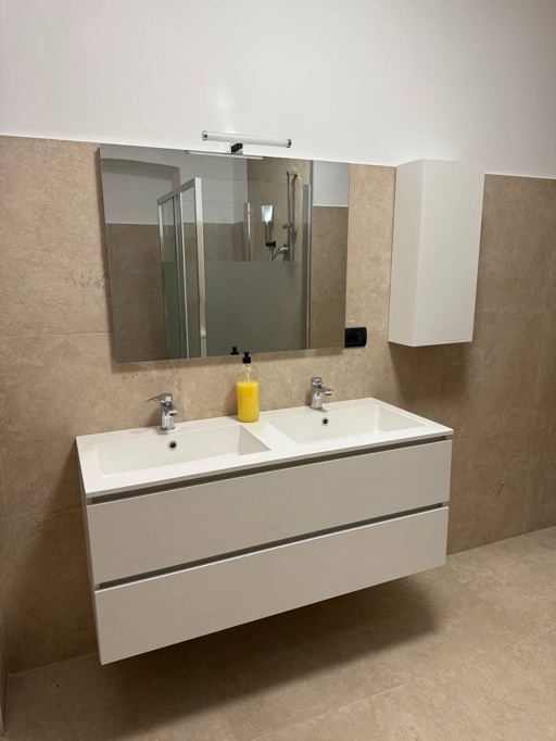 A single spacious room for 3.5 months in Turin Torino foto 4