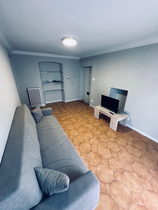 Stanza via San Donato  a Torino