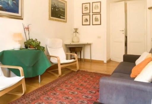 STANZA A ROMA  a Roma