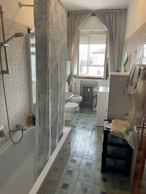 affitto posto letto in stanza doppia con la mia amica dell’università  Venezia foto 4