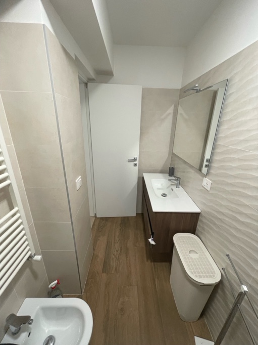 🏠 AFFITTO POSTI LETTO IN CAMERA DOPPIA – BARI CARBONARA (Via Messina 9) Bari foto 5
