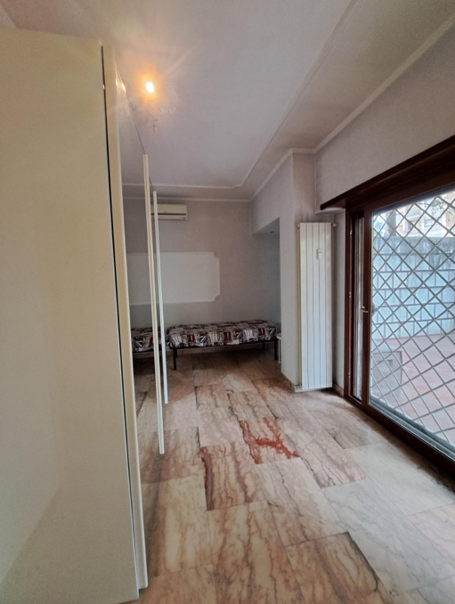 affitto due stanze luminose vicino Furio Camillo - ideale per studenti o lavoratori a Roma