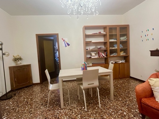 OFFRO posto letto in doppia da settembre fino a fine febbraio  Venezia foto 2