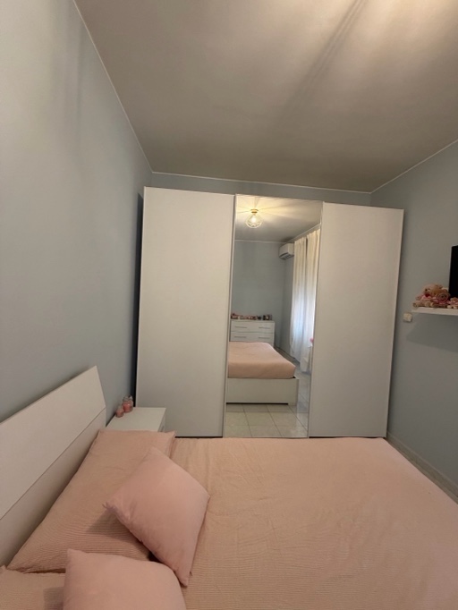 AFFITTO CAMERA MATRIMONIALE Roma foto 4