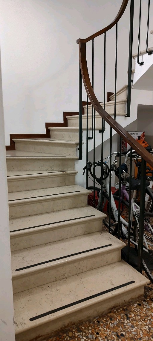 Si libera da subito un posto in doppia in pieno Portello a 320/mese. La camera è condivisa con un altro ragazzo Padova foto 4