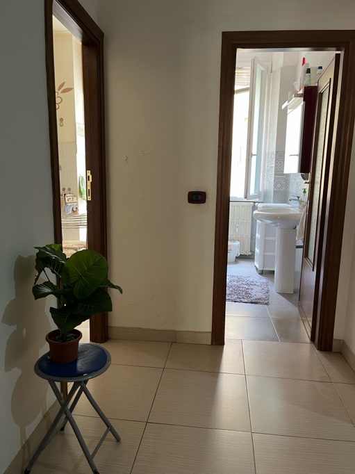posto letto in doppia Zona piazza Bologna Roma foto 5