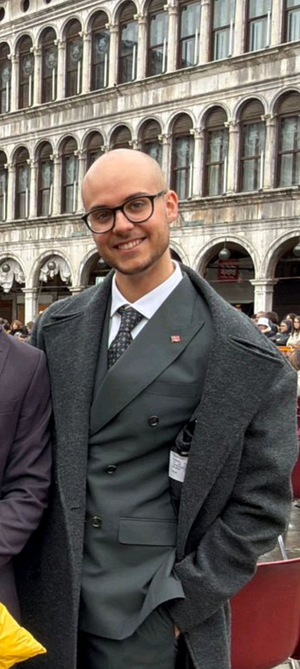 Nikolas.B