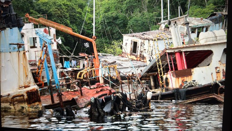 Boat Grave Yard