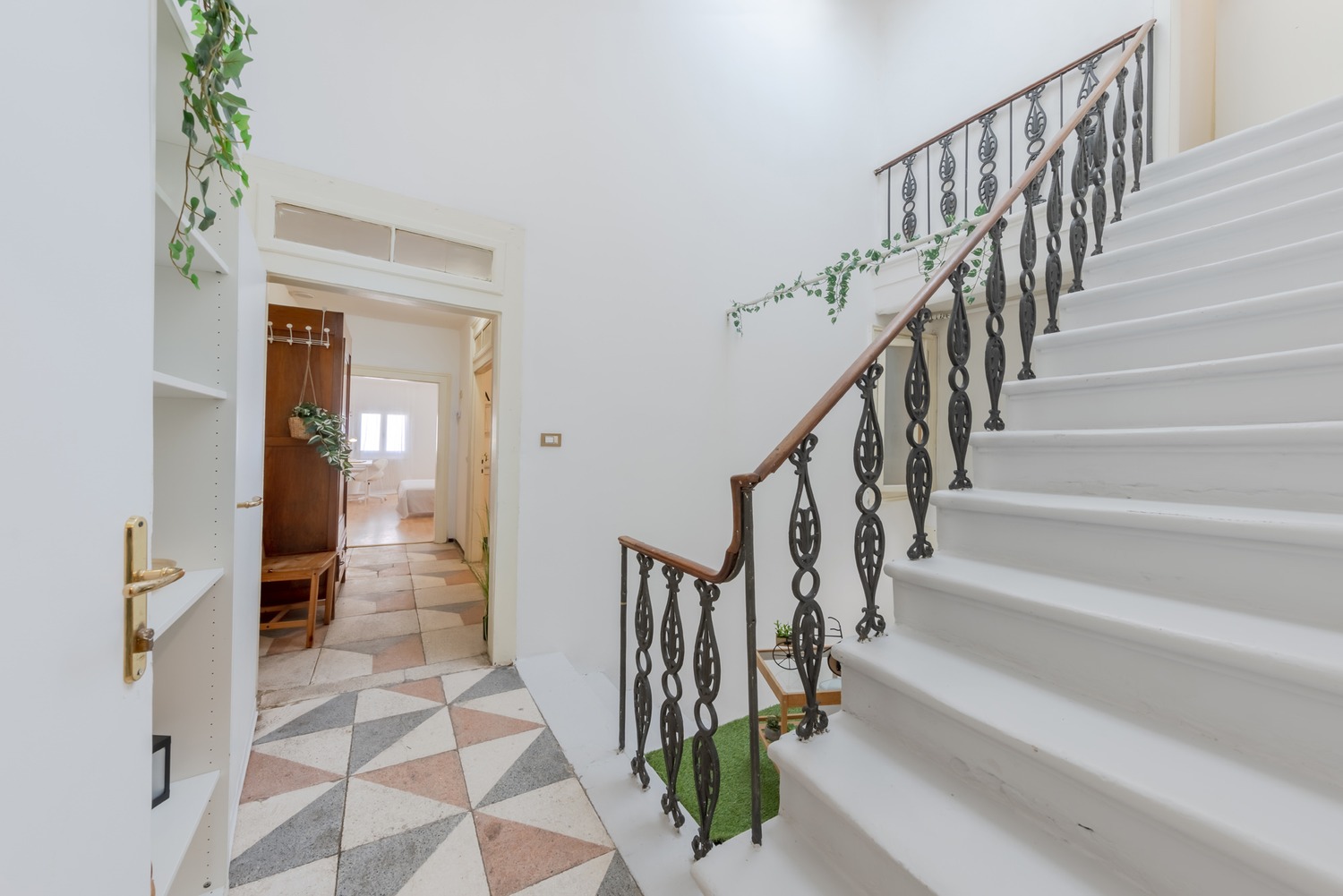 1.2 LIGUSTRELLO
