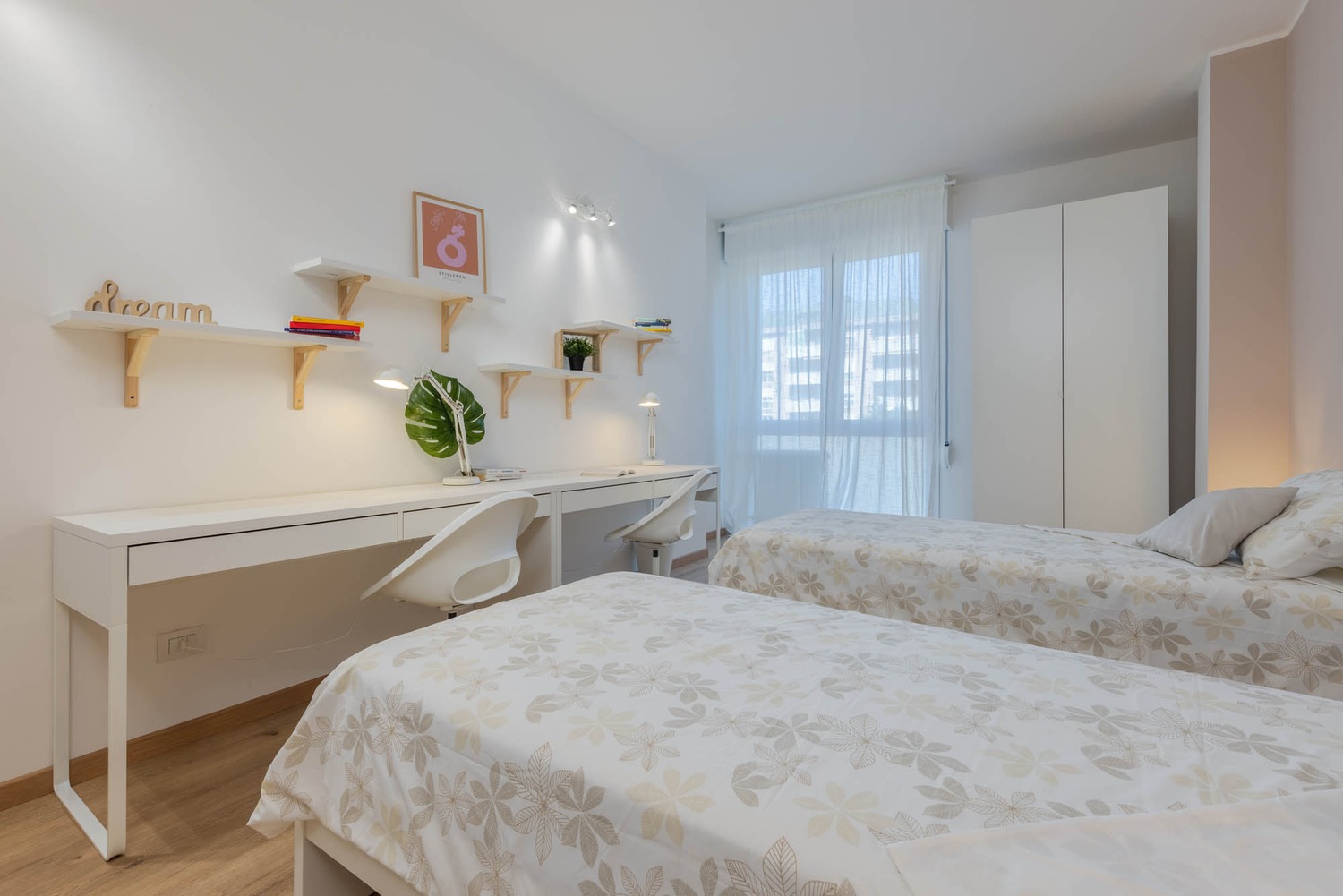 1.1 LIGUSTRELLO