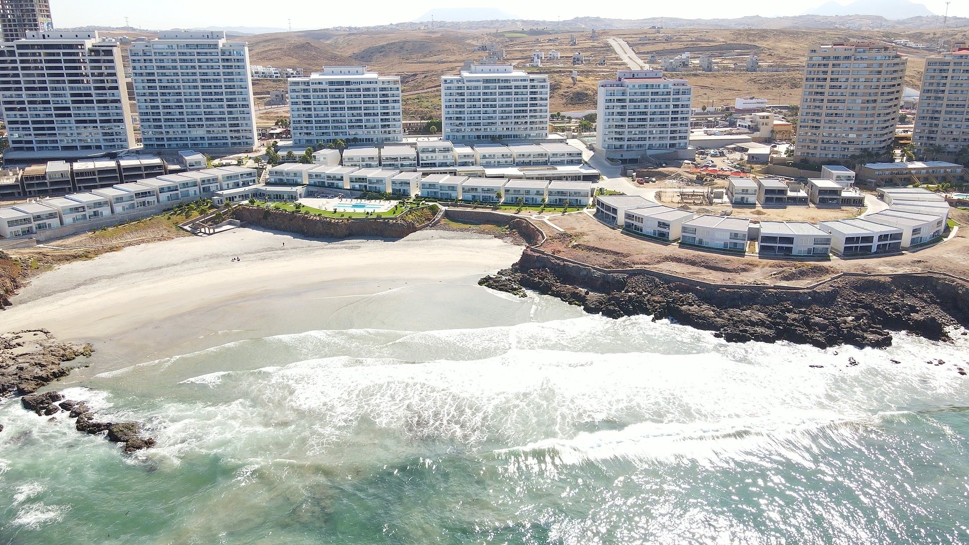 Beachfront villa community in the La Jolla Excellence area of Rosarito