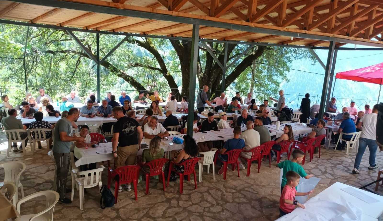 Πανηγύρι στα Δολιανά