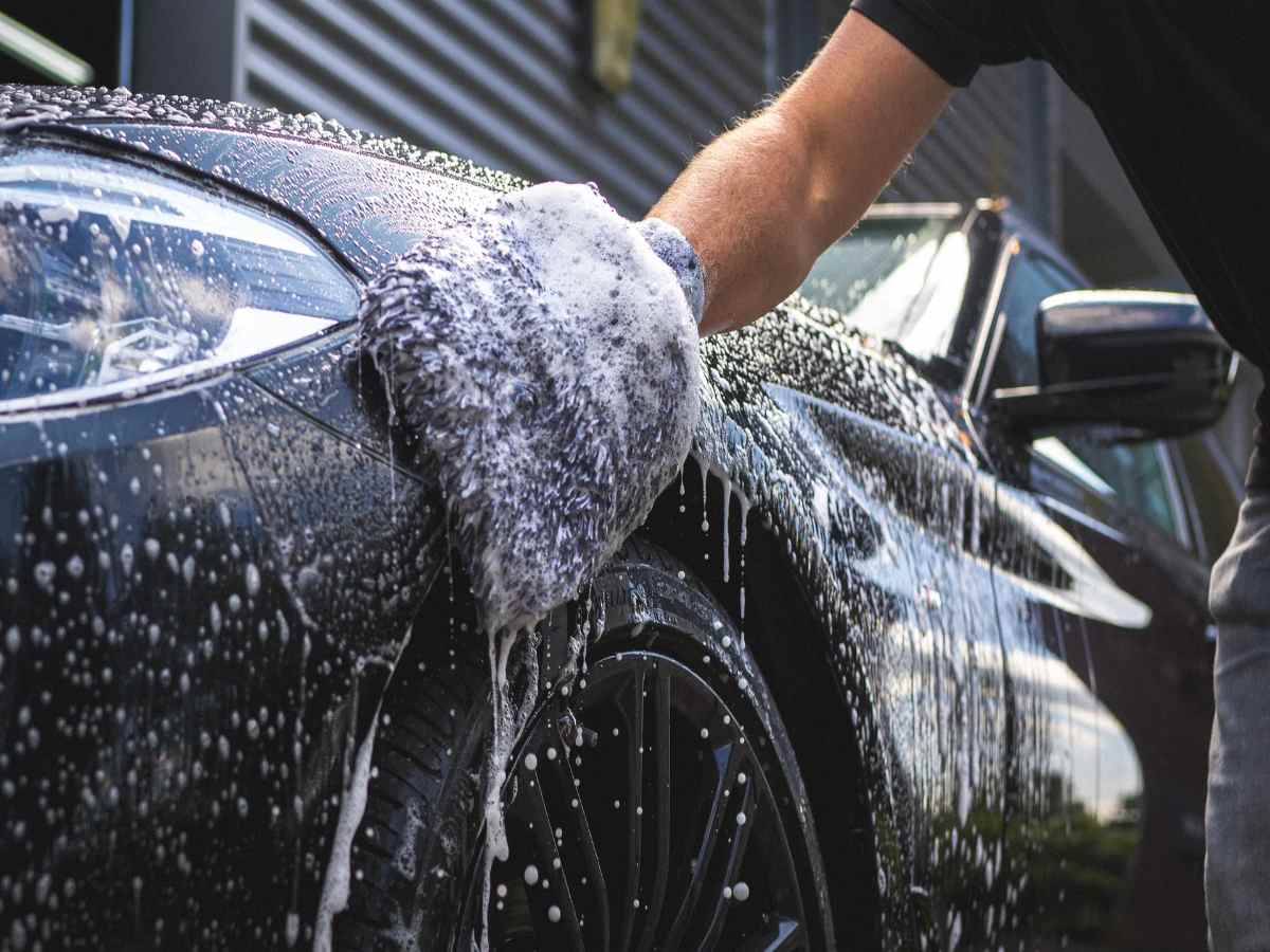 Car Deep Cleaning Service in Delhi for a Cleaner, Fresher Car