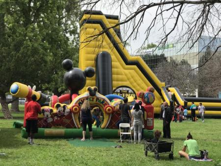 royal-time-tv_event_warner-park7-1788996070121