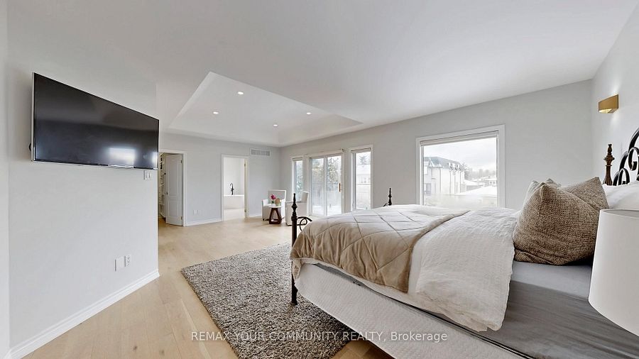 187 Patricia Ave, Toronto, photo 14 of 34