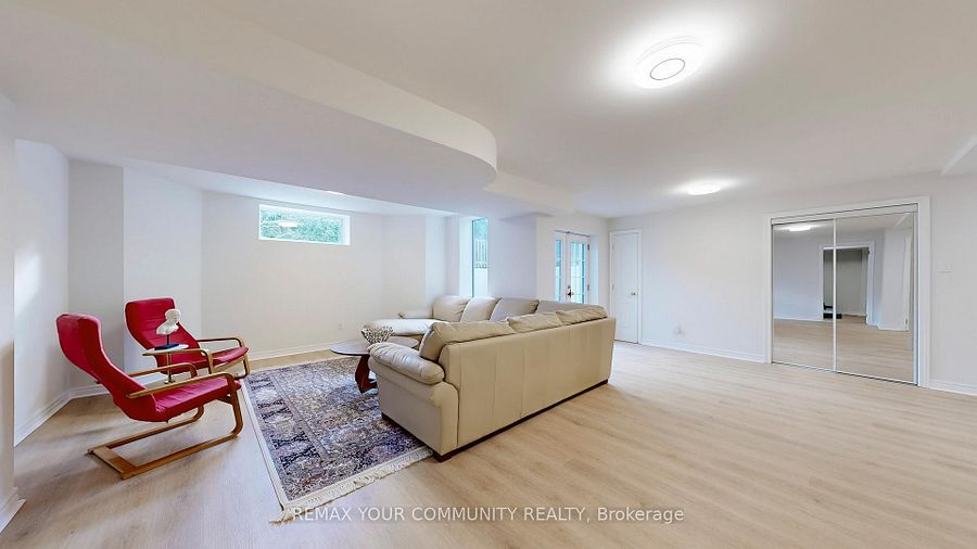 187 Patricia Ave, Toronto, photo 23 of 34