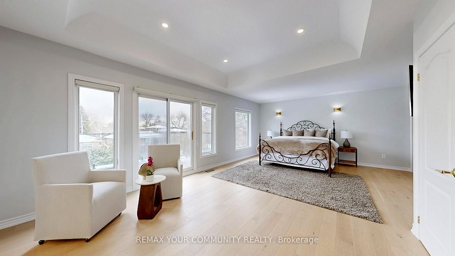 187 Patricia Ave, Toronto, photo 12 of 34