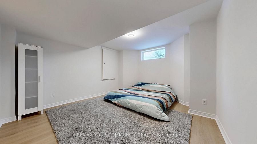 187 Patricia Ave, Toronto, photo 25 of 34