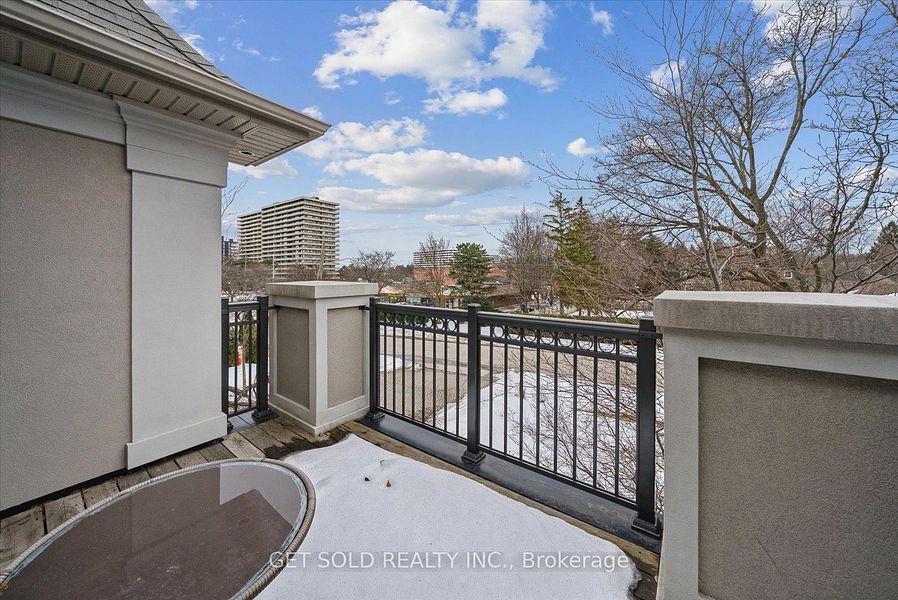 8 Thornhill Ave, Vaughan, photo 30 of 31