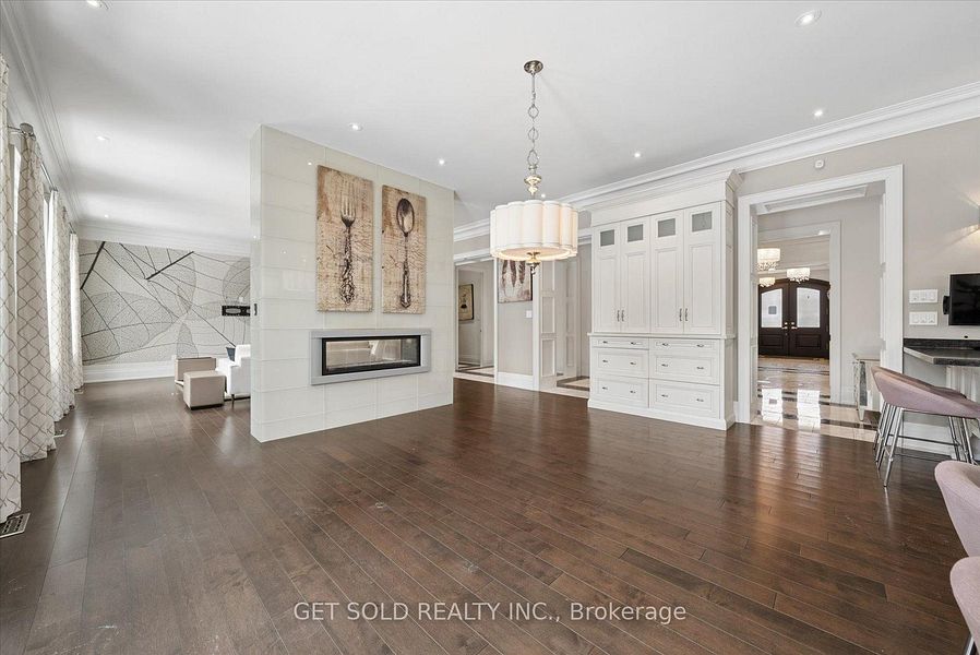 8 Thornhill Ave, Vaughan, photo 11 of 31