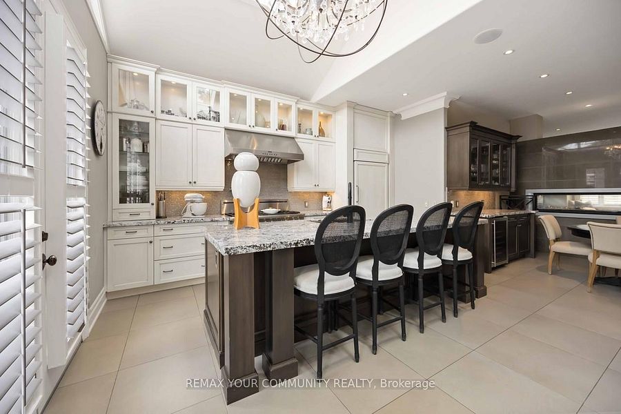 48 May Ave, Richmond Hill, photo 10 of 25