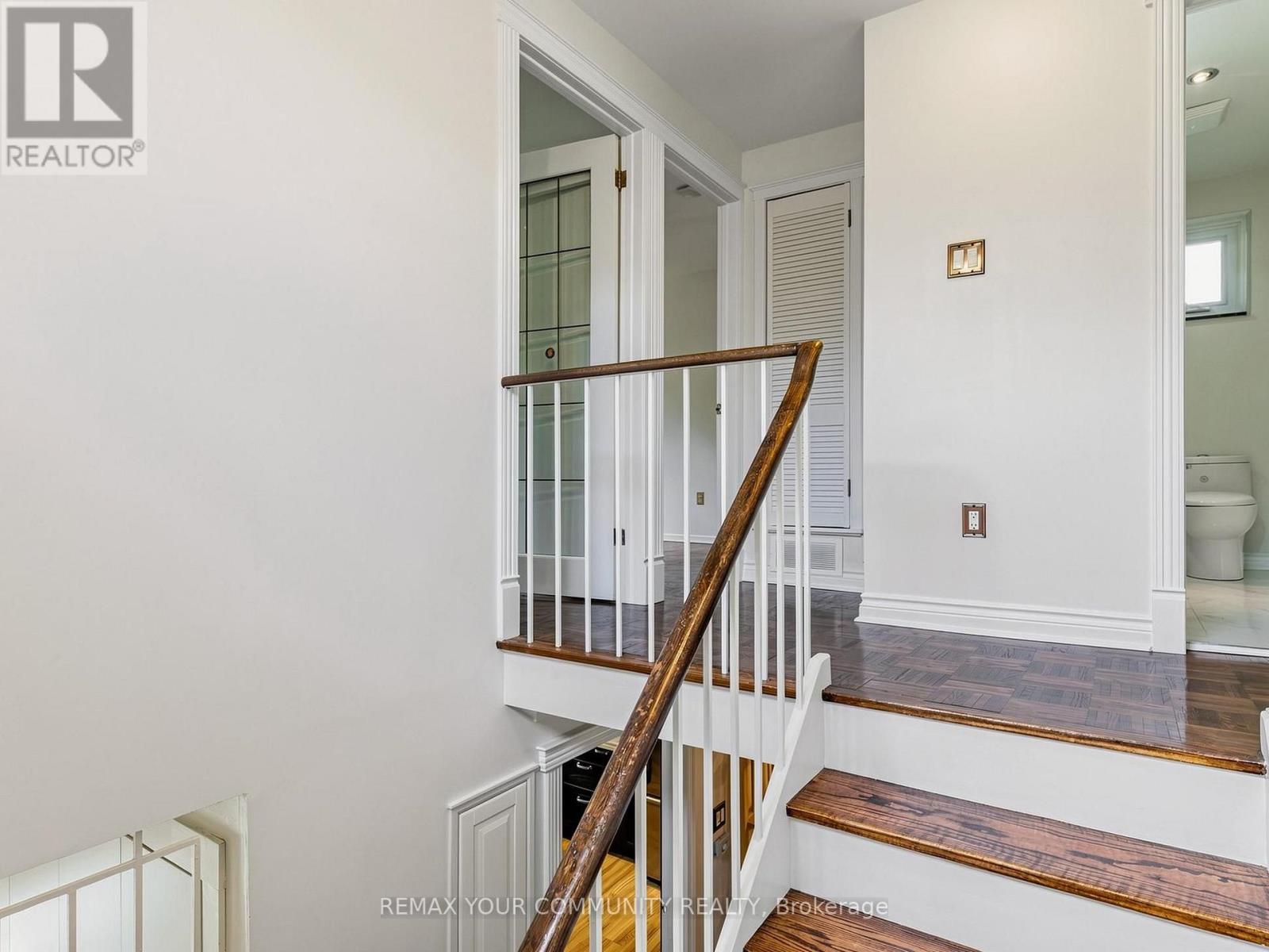 75 ST. ANDREWS COURT, photo 12 of 33