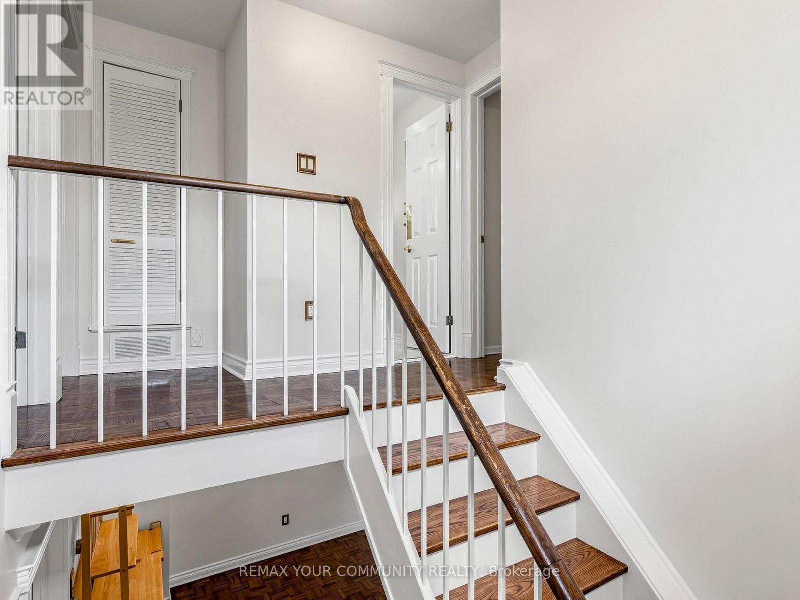 75 ST. ANDREWS COURT, photo 13 of 33