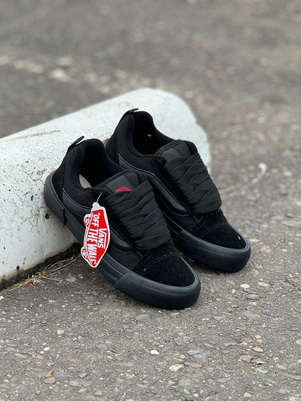 VANS KNU NEGRA C