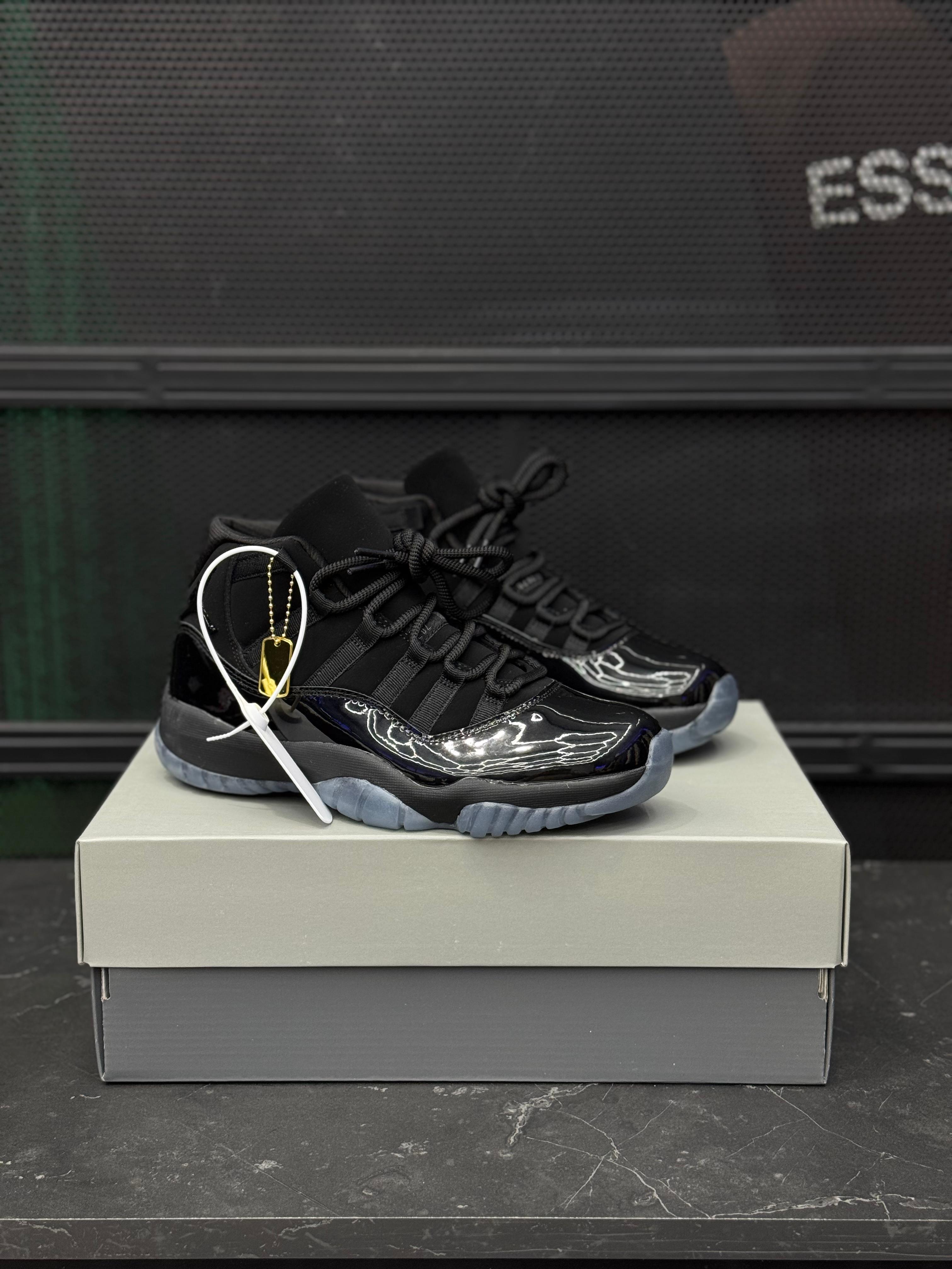 JORDAN RETRO 11 GAMMA BLUE