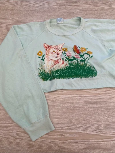 Cat In Garden Sweatshirt- Cropped