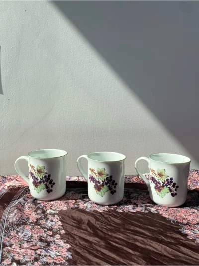 Set Of 3 Royal Worcester Evesham Vale Fruit Pattern Porcelain Mugs