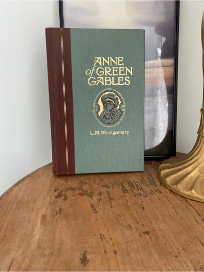 1992 Anne Of Green Gables Decorative Hardcover Book