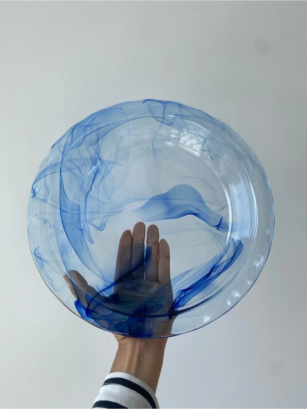 New Without Tag - Stunning Pyrex Water Colour Lagoon Blue Pie Plate