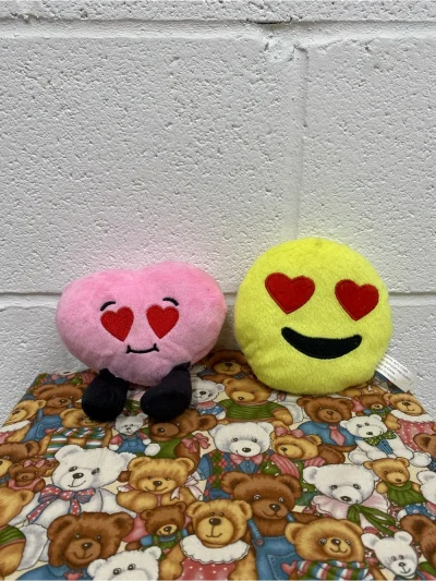 Small Heart Eyes Plush Emoji Duo - Pink & Yellow