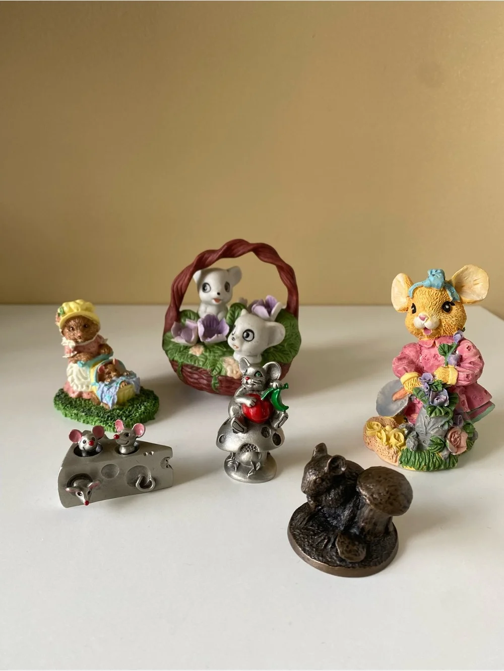 Mouse Figures