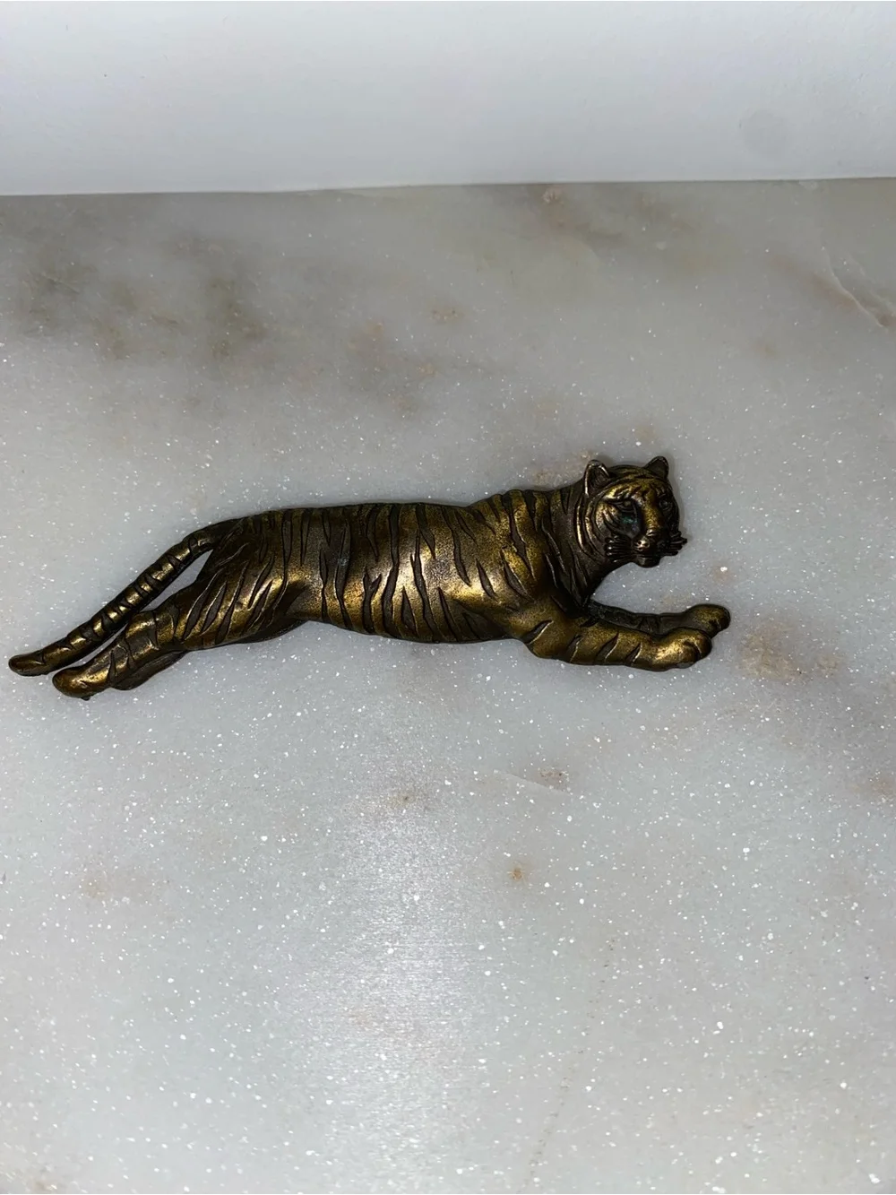 Brass-Tone Tiger Wall Accent Sculpture Brooch - Gold Finish