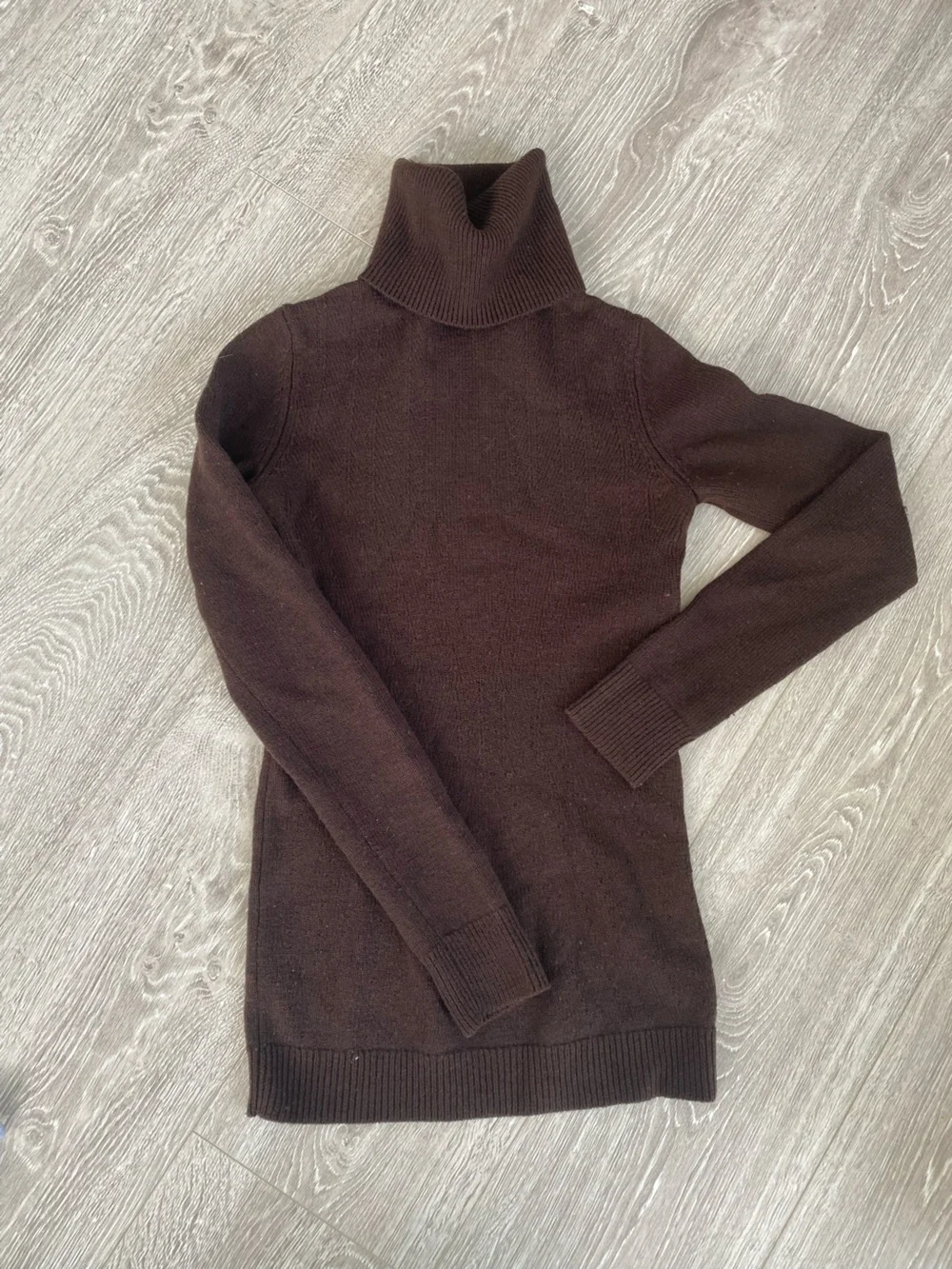 Theory Wool Classic Turtleneck Sweater In Dark Brown