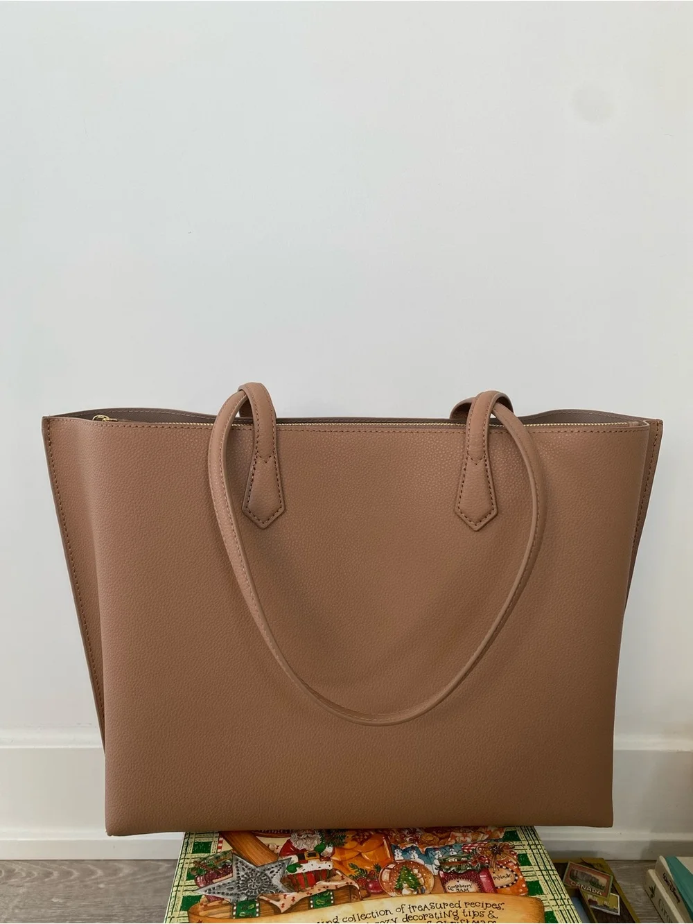Brand New - Quince - Italian Leather Bag