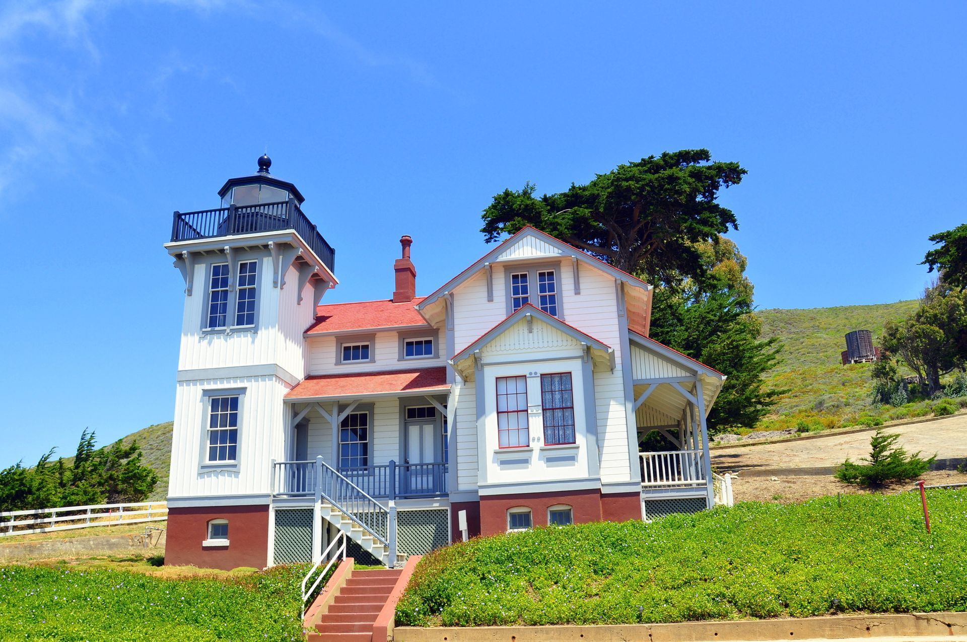 Point San Luis Lighthouse